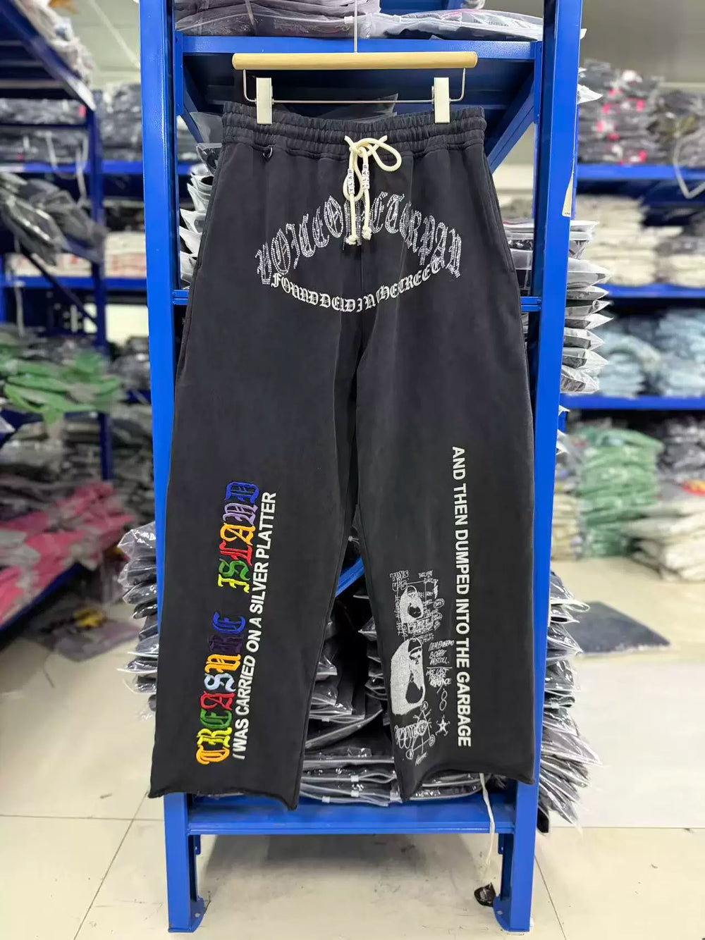 PALY Hollywood Vintage Multi-Graphic Sweatpants - Black