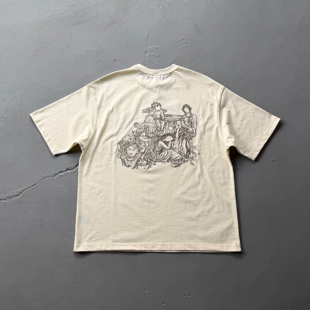 Derschutze Vintage Character Ensemble T-Shirt - Cream
