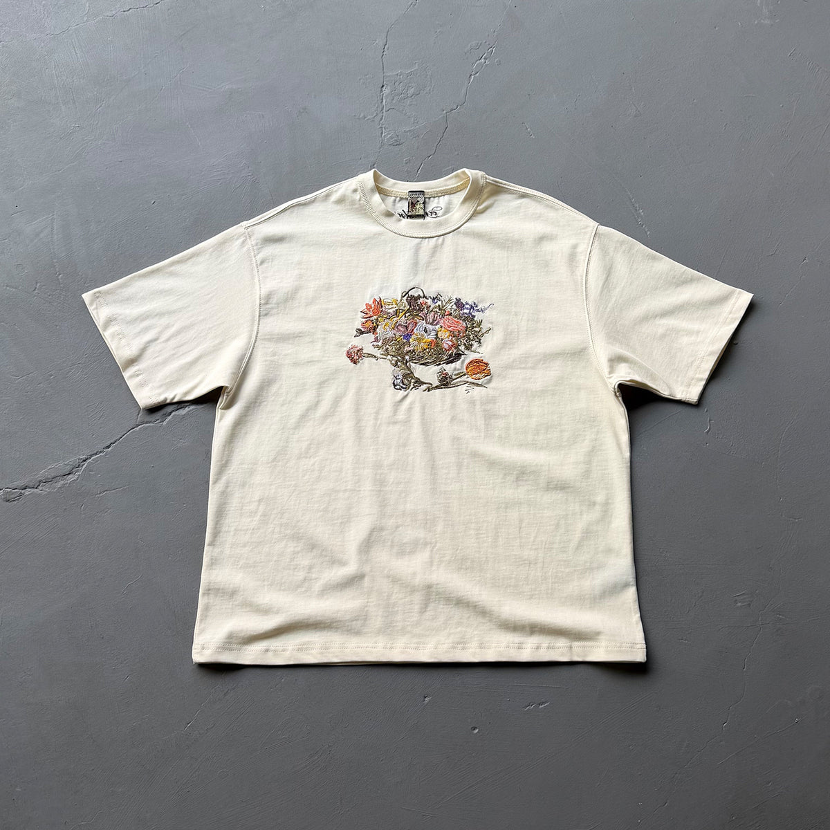 Derschutze Still Life Floral Graphic T-Shirt - Cream